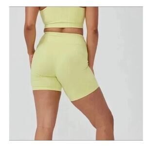 Outdoor Voices Move Free 6" Bike Short Neon Gecko XS NWT